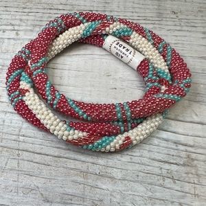 ❤️ Aid through trade bracelet set! 3 beautifully colored beaded roll-on. 🆕